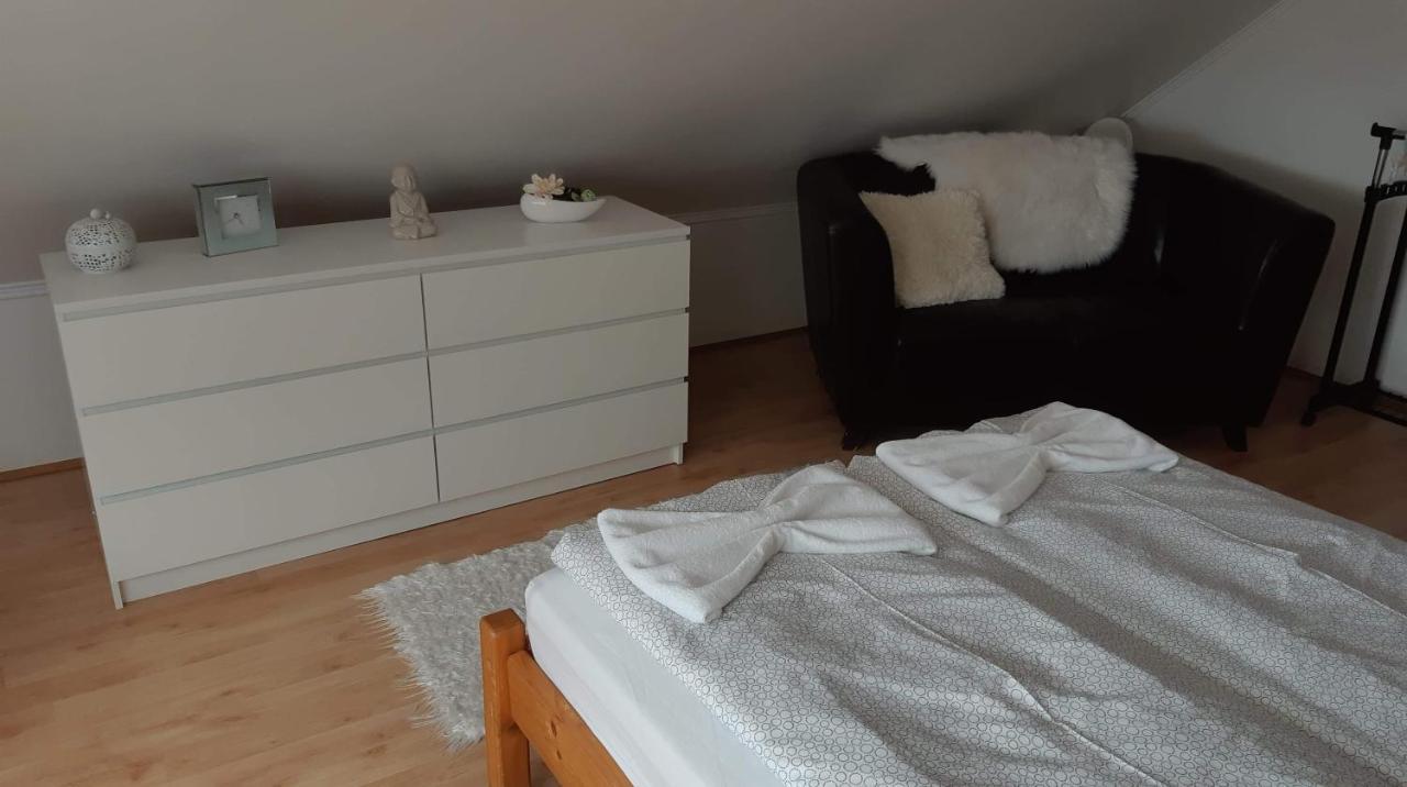 Rege Apartman Alsoors Exterior photo